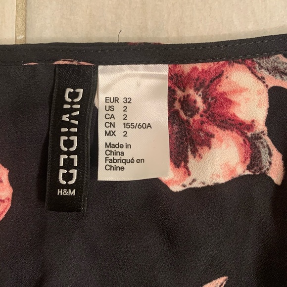 H&M romper - Picture 6 of 6